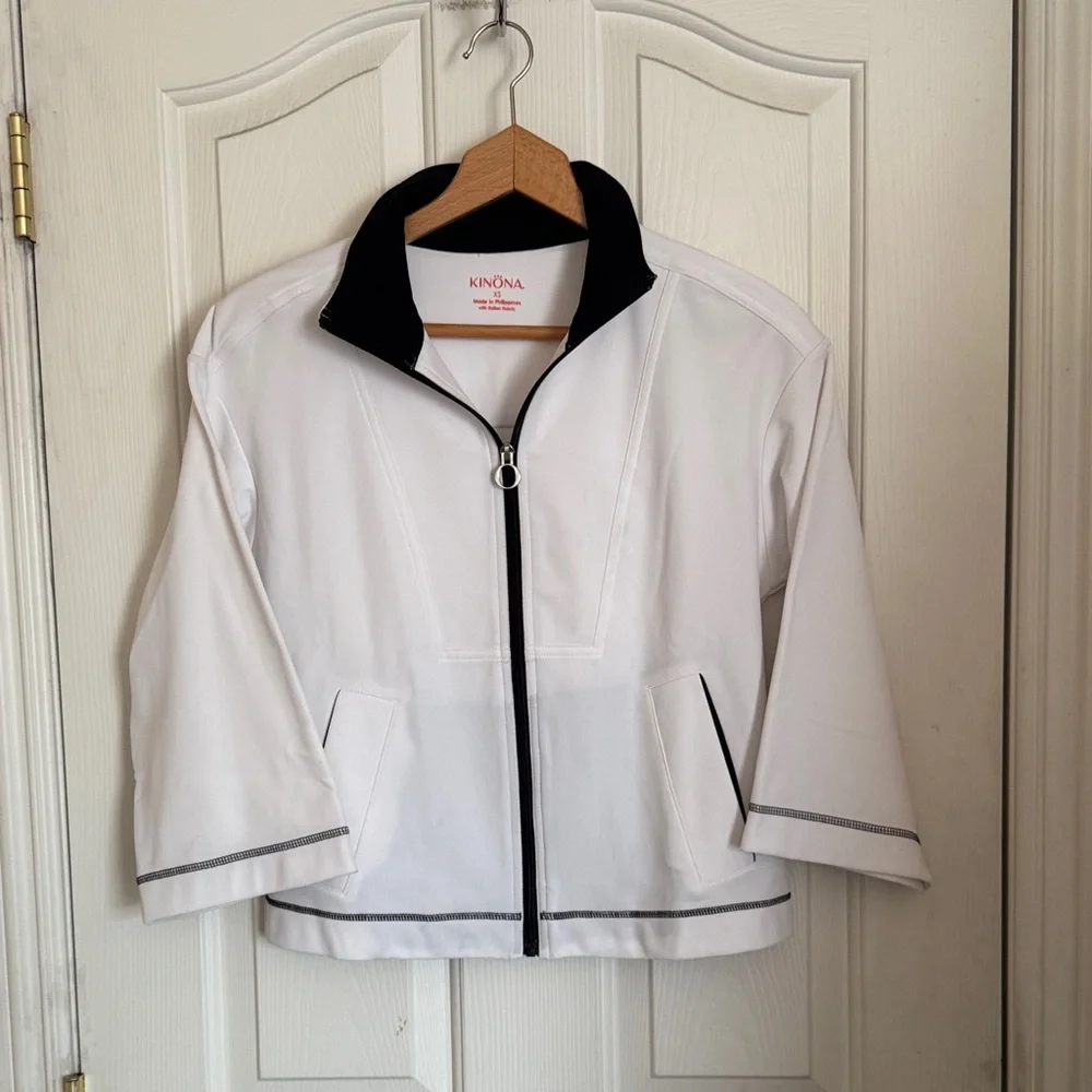 Kinona Womens To The Nines White Black Trim Golf Active Jacket size XS